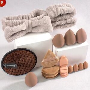 GEGE BEAR Makeup Sponges and Tools Set NWT